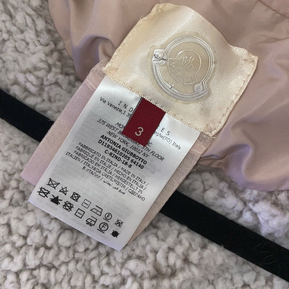 Moncler - Picture 9 of 10